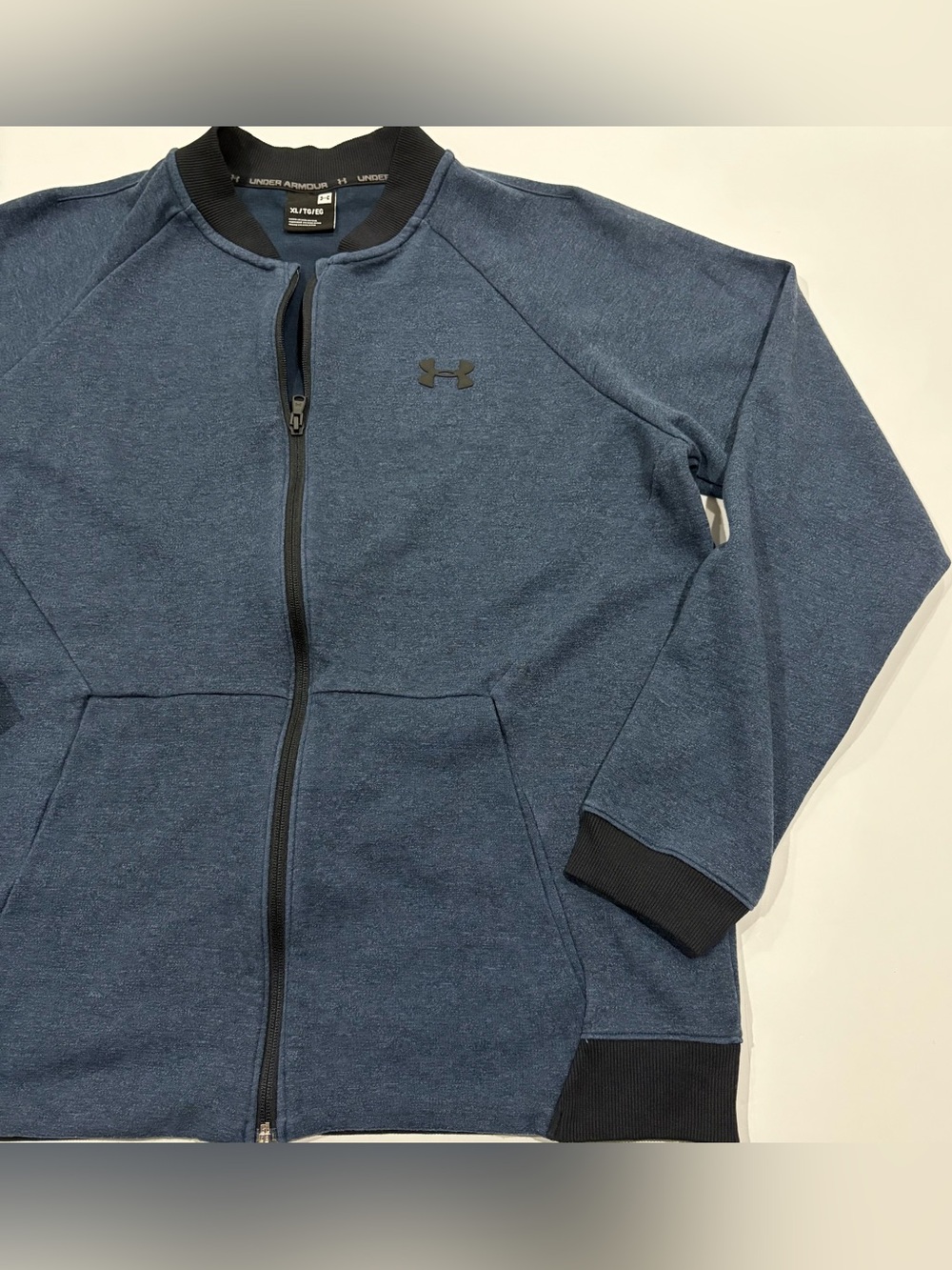 Under Armour Bomber Jacket XL Blue Full Zip Athletic Track Sweatshirt Men’s - Picture 4 of 9